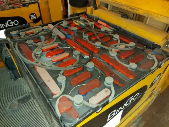 6#6453 Carrello elevatore Montini Bingo 2000
