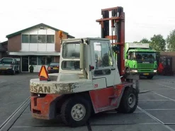 CARRELLO ELEVATORE NISSAN