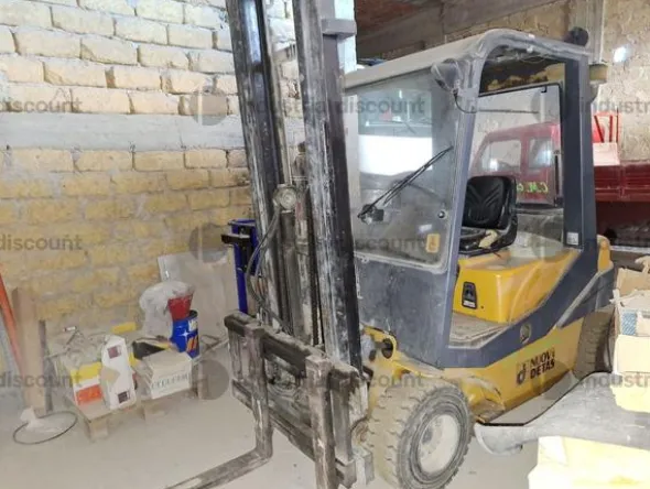 10#10037 Carrello elevatore Nuova Detas SHR30