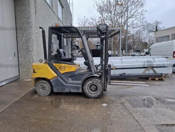 5#9602 Carrello elevatore OM