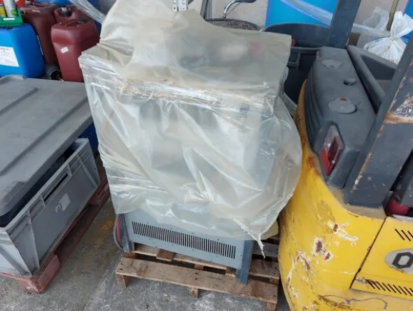 33#7717 Carrello elevatore Om