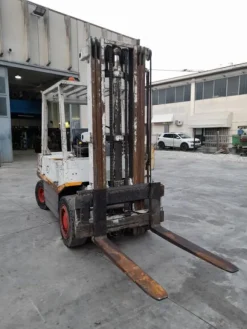 2#8048 Carrello elevatore OM DI 40 C