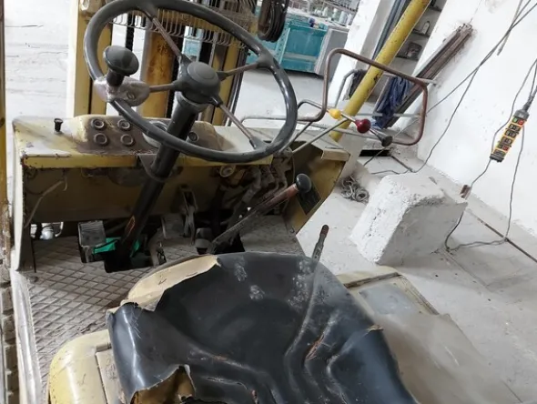 12#7722 Carrello elevatore Om DIM 25