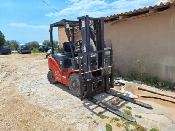 3#8282 Carrello elevatore TAILIFT modello HFD 25