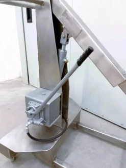 CARRELLO SOLLEVATORE IDRAULICO (COD. MF-PK-CARR-26)
