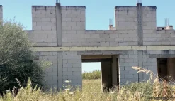 Casale Massama con fabbricati al rustico