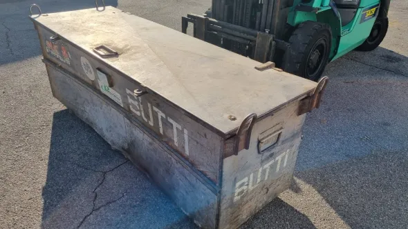 Casson porta attrezzi Butti
