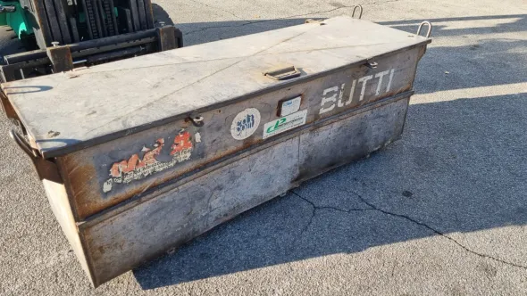 Casson porta attrezzi Butti