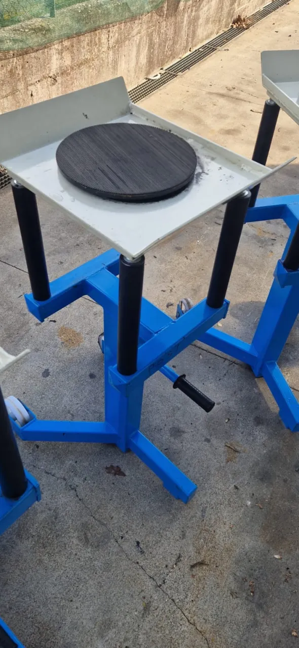 Cavalletti per assetto ruote OMCN 371