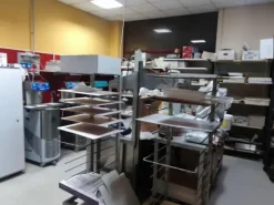 #23923 Cedesi avviata attività pasticceria artigianale