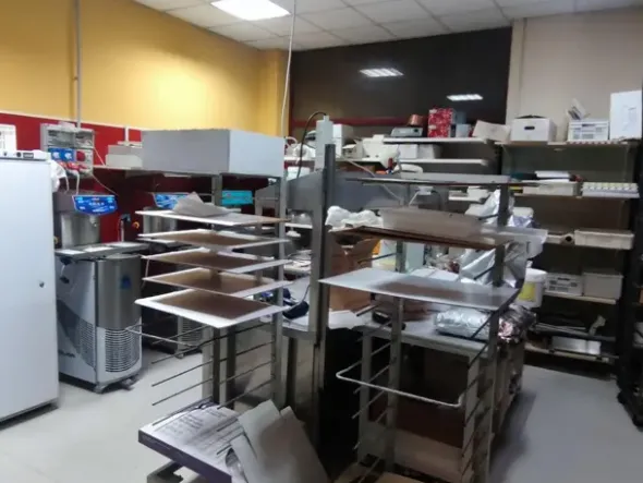 #23923 Cedesi avviata attività pasticceria artigianale