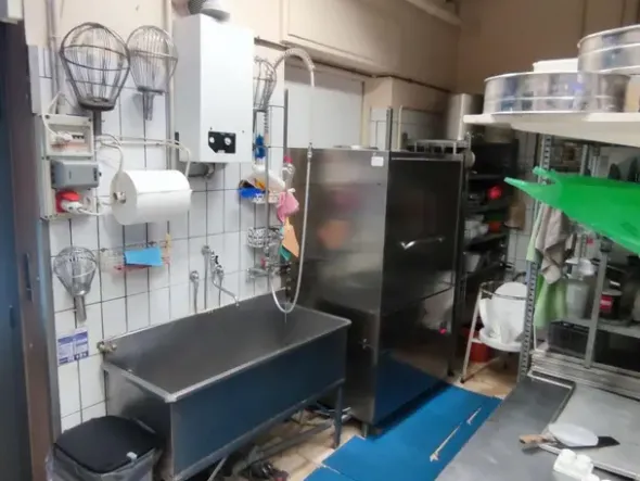 #23923 Cedesi avviata attività pasticceria artigianale