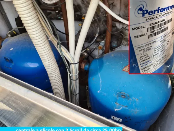centrale frigo con due Bitzer da 15hp cad.