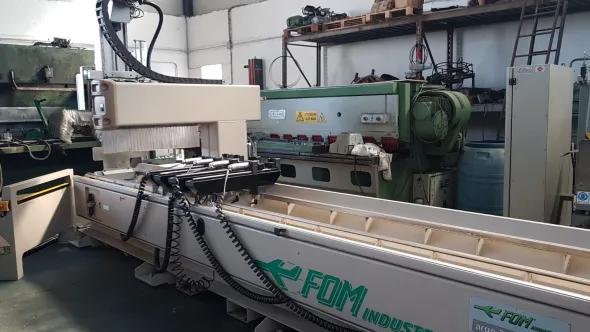 Centro di lavoro 4 assi FOM Argo 35 m
