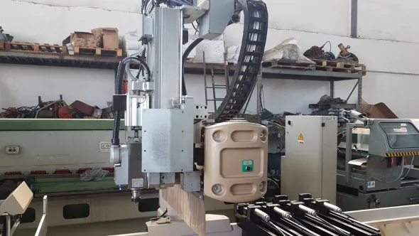 Centro di lavoro 4 assi FOM Argo 35 m