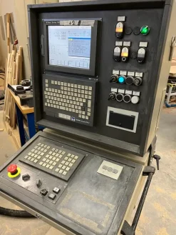 CENTRO DI LAVORO CMS MOD. TRIAX 5.50 3 ASSI