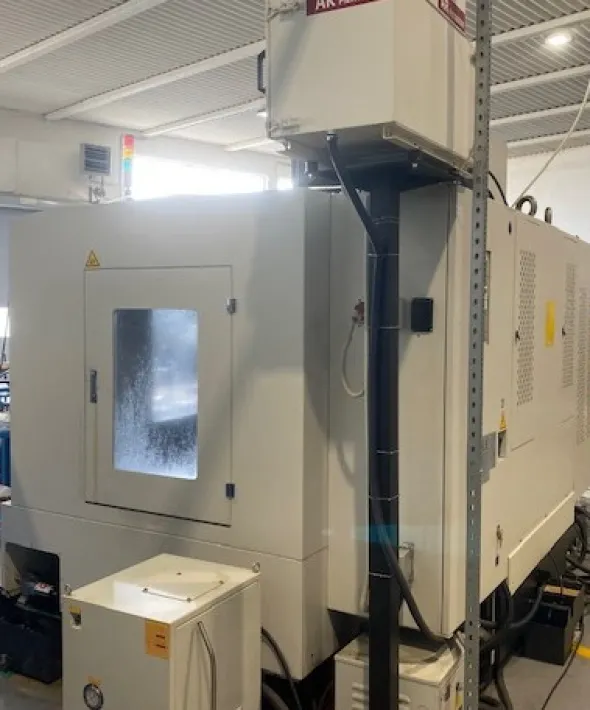 CENTRO DI LAVORO CNC AKIRA SEIKI MOD. V5.5XP