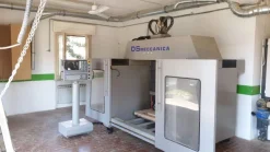 Centro di lavoro CNC 5 assi DS meccanica