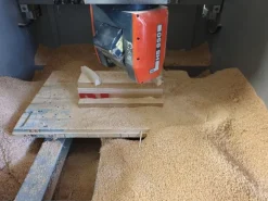 Centro di lavoro CNC 5 assi DS meccanica