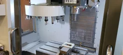 Centro di lavoro CNC HAAS VF-1