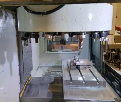 Centro di lavoro CNC HAAS VF-1