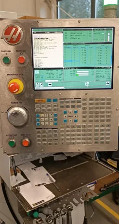 Centro di lavoro CNC HAAS VF-1