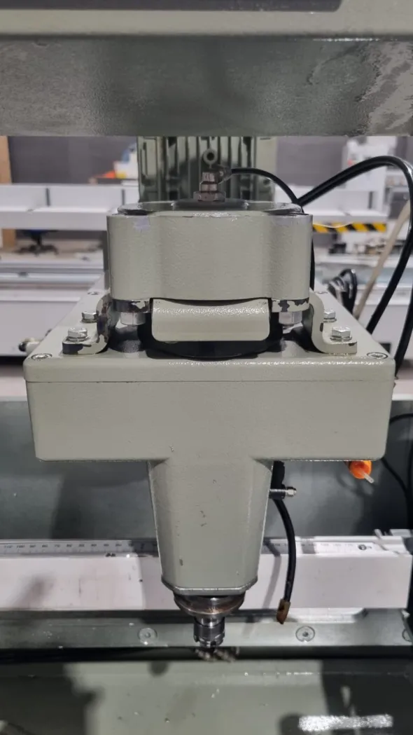 Centro di lavoro Emmegi Nanomatic 380 S
