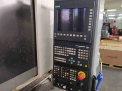 Centro di lavoro pendolare Chiron FZ18L