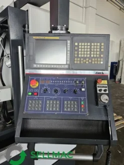 CENTRO DI LAVORO TAVOLA 4° ASSE