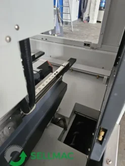 CENTRO DI LAVORO TAVOLA 4° ASSE