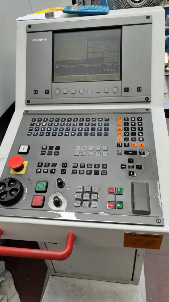 Centro di lavoro usato BRIDGEPORT VMC 1500