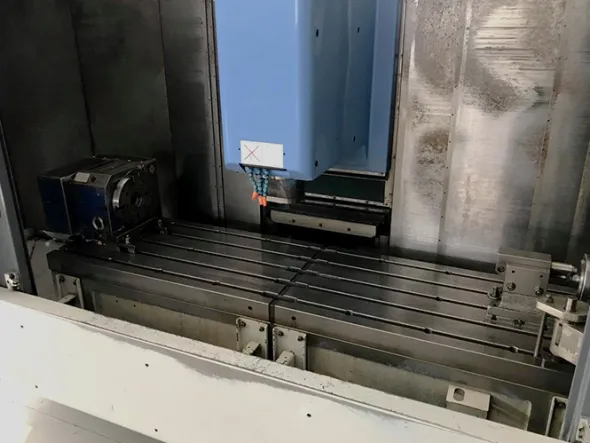 CENTRO DI LAVORO USATO MAZAK – VTC20C