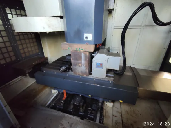 Centro di lavoro verticale CNC FEELER VMP 32