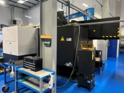 Centro di lavoro verticale cnc Mazak MTV 655/60