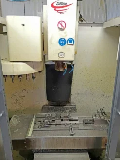 Centro di lavoro verticale FADAL VMC 15XTL