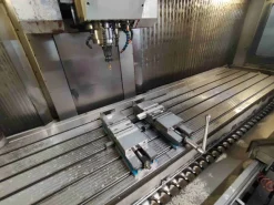 centro di lavoro verticale PFG VMC 3000 3.000*800*550
