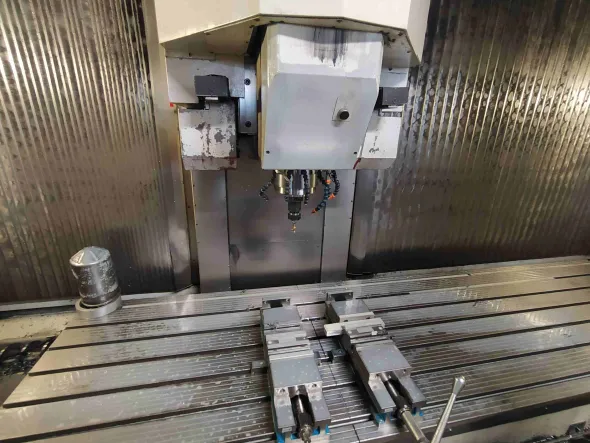 centro di lavoro verticale PFG VMC 3000 3.000*800*550