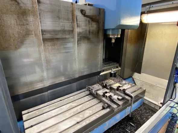 Centro verticale a montante mobile Mazak VTC 200B