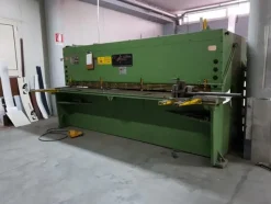 3#4375 Cesoia a ghigliottina F.lli Farina