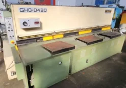 Cesoia lamiera Adira mod GH 0430