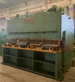 Cesoia lamiera BARIOLA mod CBI 20/30