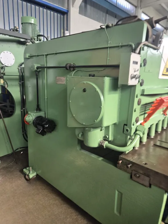 Cesoia lamiera Colgar mod CM 259