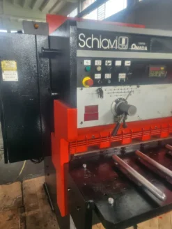 Cesoia lamiera Idraulica SCHIAVI mod. GH 630 Z