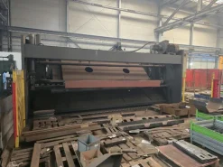 Cesoie a ghigliottina idrauliche QC11K 18x6000