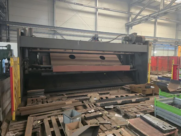 Cesoie a ghigliottina idrauliche QC11K 18x6000