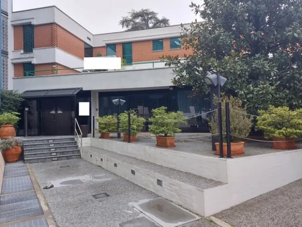1#6492 Cessione di azienda dedita a gestione alberghi e ristoranti