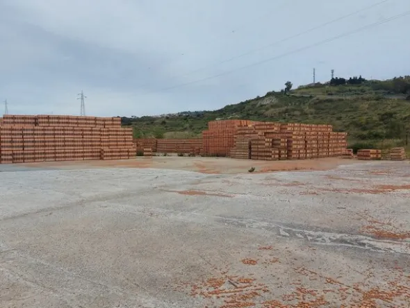 1#6101 Cessione di azienda dedita alla produzione di laterizi