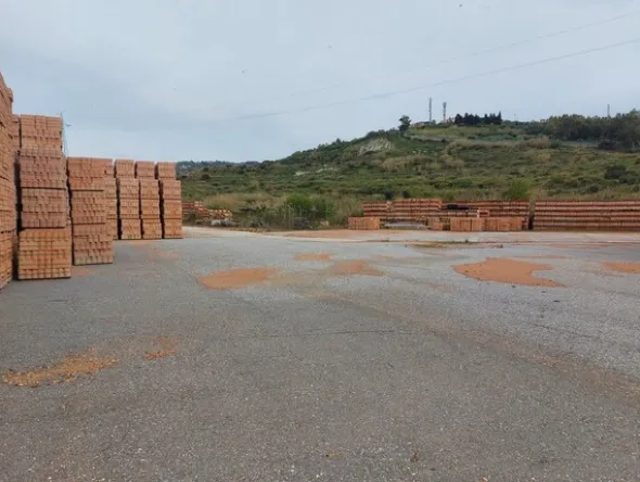1#6101 Cessione di azienda dedita alla produzione di laterizi