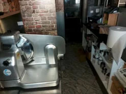 1#8163 Cessione di azienda svolgente l'attività di bar