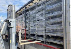 Ceste zincate con ruote o carrelli ripiegabili usati